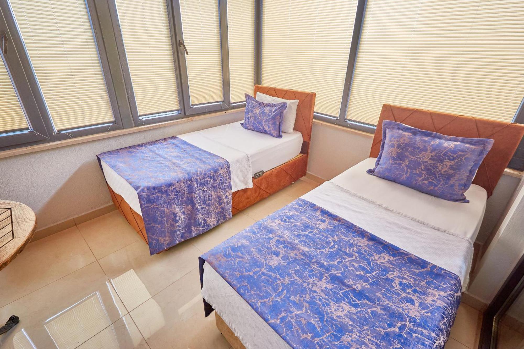 Ardey Hotel — Photos 1